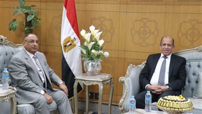 رئيس نادي القضاة يقدم التهنئة لرئيس هيئة قضايا الدولة