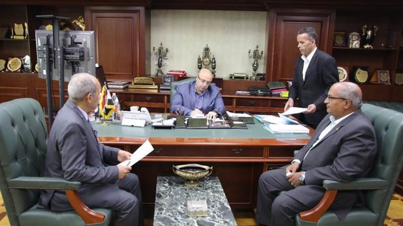 محافظ بنى سويف يعتمد