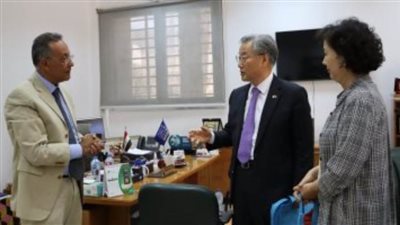 سفير كوريا الجنوبية يزور متحف الحضارة