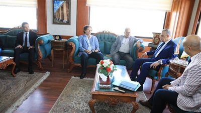 محافظ سوهاج يلتقي وفد وزارة الثقافة استعدادًا لإطلاق مشروع 