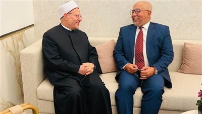 مفتي الجمهورية يلتقي أمين عام 