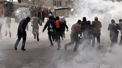 إصابات بالرصاص وبالاختناق خلال مواجهات بين الفلسطينيين والاحتلال الإسرائيلى