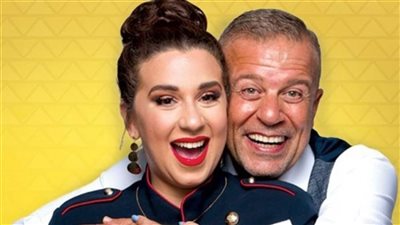 ماذا قال شريف منير عن ظهور ابنته حليقة الرأس؟