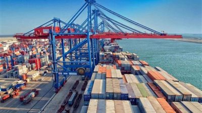 تداول 14 ألف طن بضائع عامة ومتنوعة بموانئ البحر الأحمر