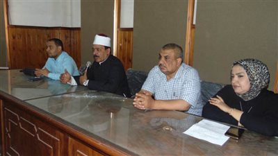 منطقة سوهاج الأزهرية تعقد مقابلات عاملات رياض الأطفال للعمل بمعاهد المنطقة