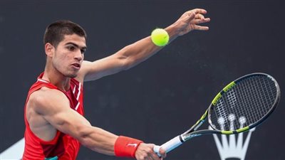 ألكاراز يحافظ على صدارة التصنيف العالمي للاعبي التنس المحترفين