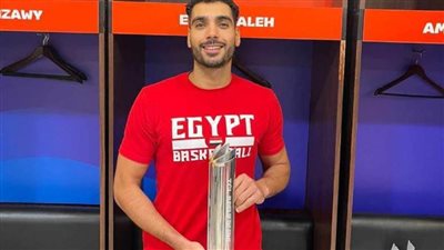 إيهاب أمين يحصد جائزة أفضل لاعب في مباراة مصر والمكسيك بمونديال السلة