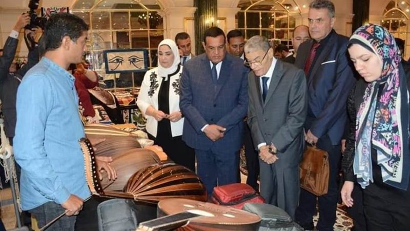 وزيرا التنمية المحلية