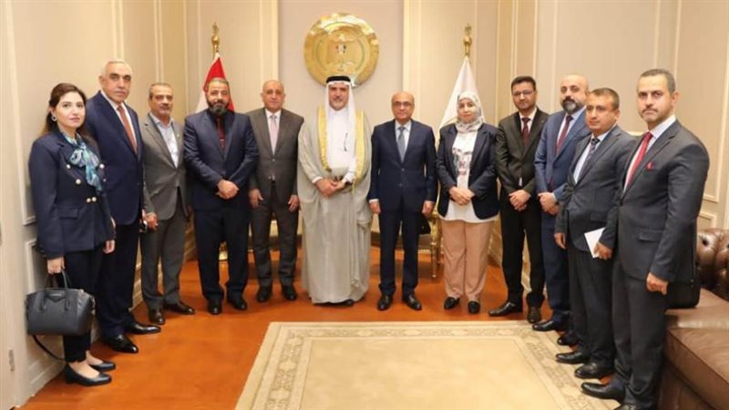 وزير العدل يستقبل