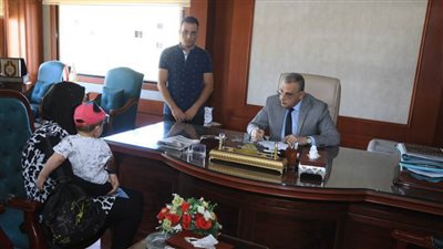 218 مواطنًا يعرضون مطالبهم خلال اللقاء الجماهيري بسوهاج