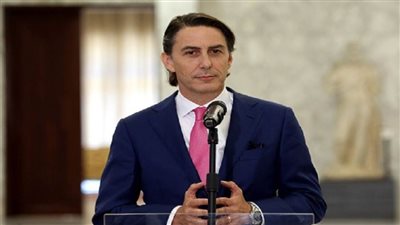 كبير مستشاري الرئيس الأمريكي يصل إلى بيروت لمتابعة اتفاق ترسيم الحدود البحرية مع إسرائيل