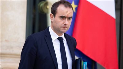 وزير الجيوش الفرنسي: لن نتراجع عن مواجهة الإرهاب