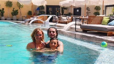 شاهد الظهور الأول للفيشاوي مع ابنه من زوجته الألمانية بعد الاعتراف به