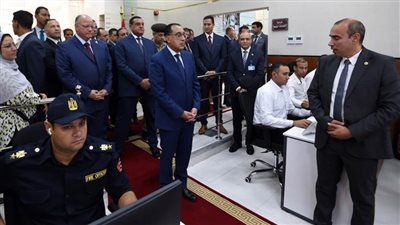 مدبولي: إقامة مراكز للسيطرة للشبكة الوطنية للطوارئ بالمحافظات لدعم خطط التنمية المستدامة