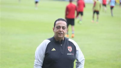 طبيب الأهلي يكشف حالة ثلاثي الفريق في معسكر النمسا