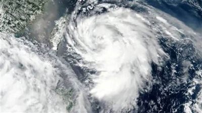 الإعصار إيداليا يضرب نورث وساوث كارولاينا الأمريكيتين