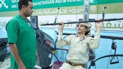 مركز الملك سلمان للإغاثة يدعم مركزين للغسيل الكلوي والأطراف الصناعية في اليمن