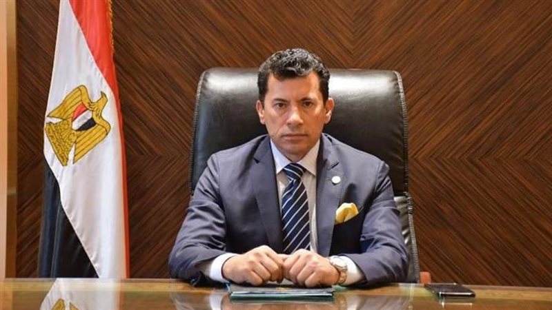 وزير الشباب والرياضة