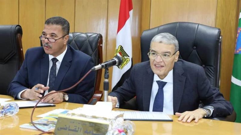 محافظ المنيا السكرتير