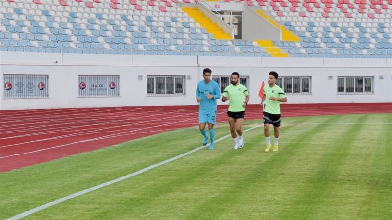 خلال معسكر بيراميدز