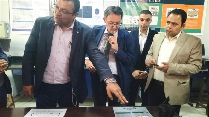 وفد مركز الفضاء الفرنسى