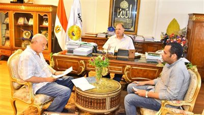 محافظ أسيوط يلتقي أعضاء مجلسي النواب والشيوخ لمناقشة مطالب المواطنين وتلبية احتياجاتهم