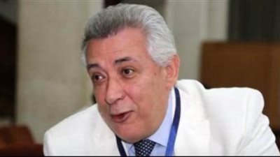 مدير المراكز الثقافية الروسية يهنئ رئيس مهرجان القاهرة الدولي للمسرح التجريبي