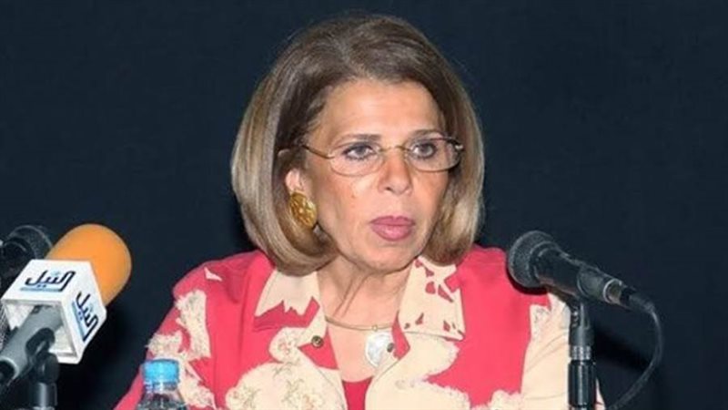 السفيرة مشيرة خطاب