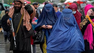 فرنسا تستقبل أفغانيات مهددات من حركة طالبان ومنفيات في باكستان