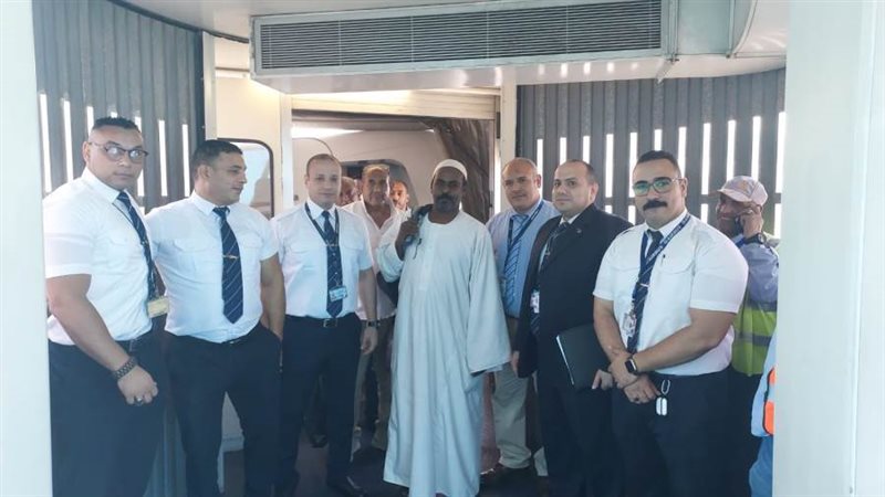 ركاب سودانيين مع