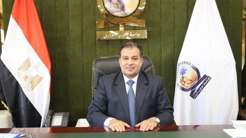 الدكتور أحمد عكاوي