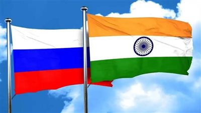 روسيا والهند تبحثان قضايا التعاون الثنائي على هامش قمة رابطة 