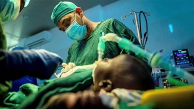 مركز الملك سلمان للإغاثة: 92 جراحة في الأورام النسائية والأوعية الدموية وجراحة الأطفال في جامبيا