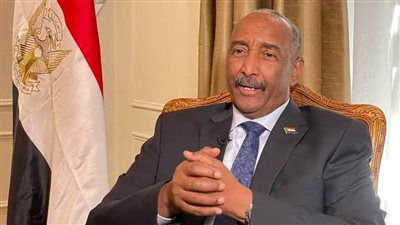 رئيس مجلس السيادة بالسودان يجدد حرص الحكومة على السلام وعدم العودة إلى ما قبل 15 إبريل الماضي