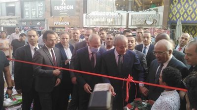 وزير التموين ومحافظ القليوبية يفتتحان معرض 