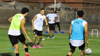 مغادرة لاعبي الأهلي معسكر المنتخب الأولمبي.. وتدريبات متنوعة استعدادًا لروسيا