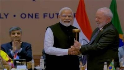    رئيس وزراء الهند يسلم رئيس البرازيل 