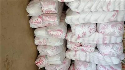 ضبط 10 أطنان سكر مجهول المصدر بالشرقية