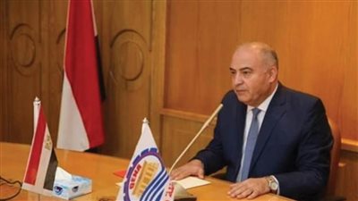 محافظ قنا: المبادرة الوطنية للمشروعات الخضراء الذكية رائدة في مجال التنمية المستدامة والذكية