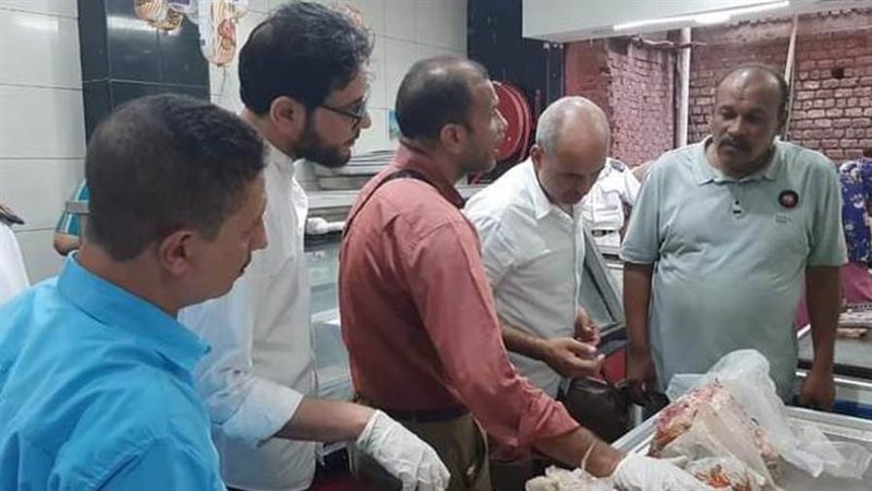 عشرات الحملات على