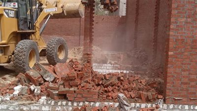 حملات مستمرة لإزالة التعديات.. إزالة 10 حالات تعدٍ على الأراضي الزراعية بالبحيرة 