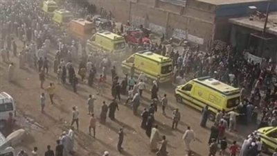 في مشهد جنائزي.. تشييع جثامين 60 شخصًا من ضحايا إعصار 