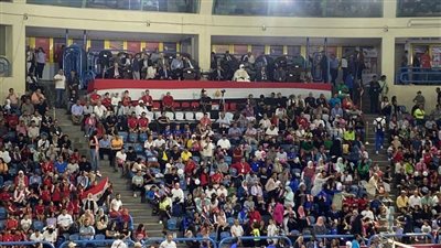 توافد جماهيري كبير لمؤازرة  فراعنة الطائرة أمام الجزائر في نهائي إفريقيا 