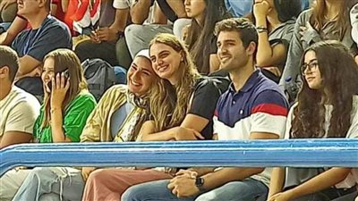 مالك البهبيتي عضو مجلس إدارة نادي هيليوبلس يهنئ منتخب مصر للطائرة