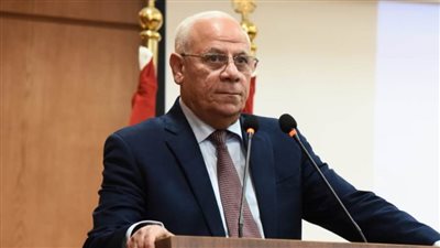 محافظ بورسعيد: تشكيل لجان للمرور على جميع المدارس والتأكد من جاهزيتها لاستقبال الطلاب