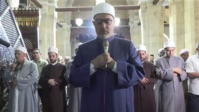 عاجل| كالبنيان المرصوص.. المصريون يؤدون صلاة الغائب على شهداء ليبيا والمغرب