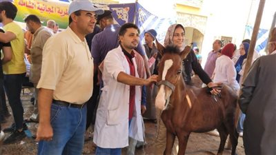 الكشف على 500 حيوان خلال قافلة بيطرية بالدقهلية 