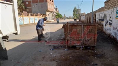 رفع المخلفات القمامة من الطرق والشوارع والميادين بكفر الشيخ