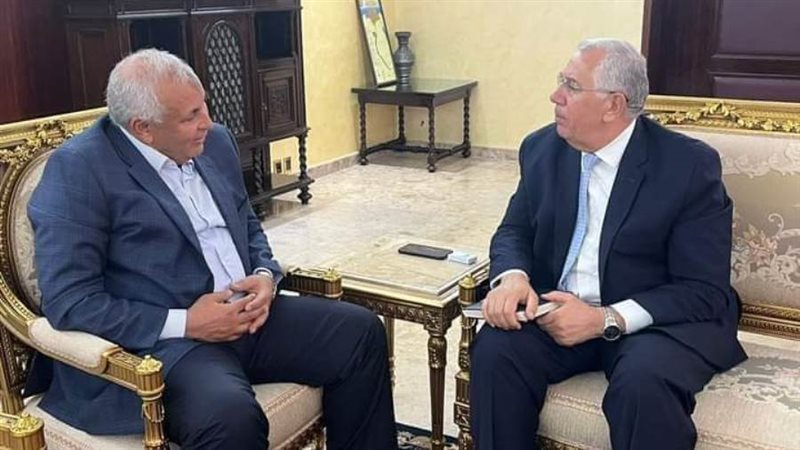 وزير الزراعة و محافظ