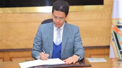 وكلاء ورؤساء أقسام جدد بكليات جامعة بنها